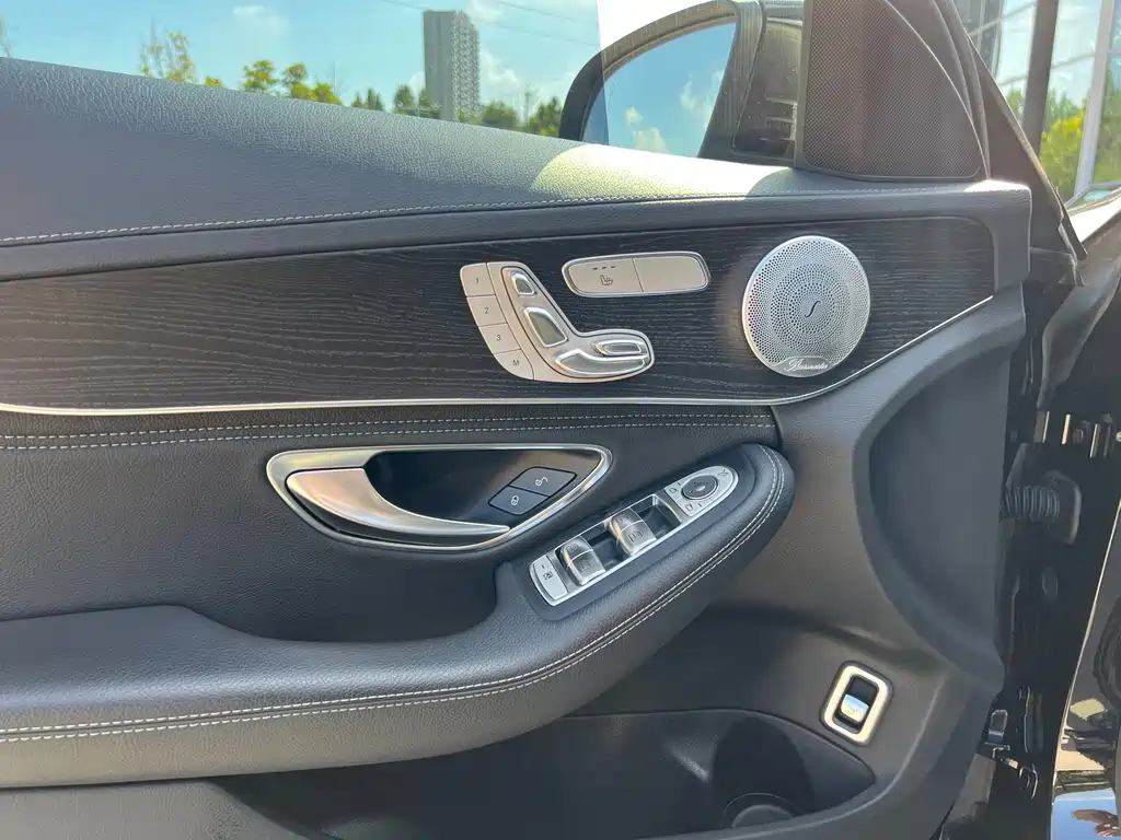 Mercedes-Benz C-Class 2015 — фото 16