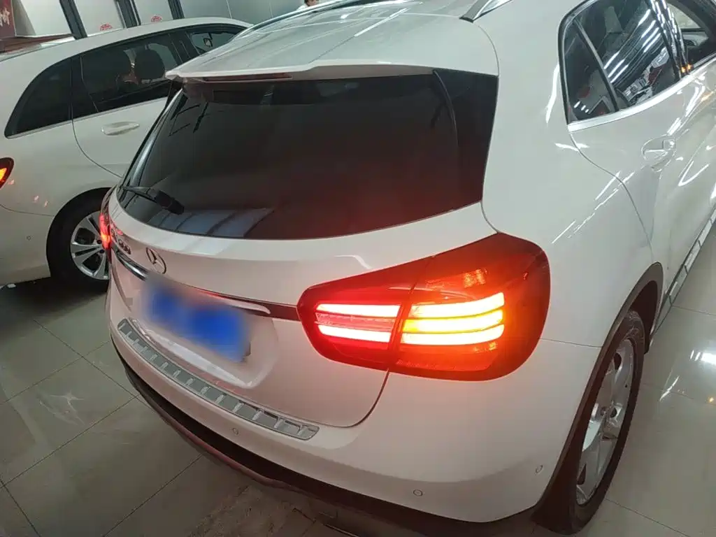 Mercedes-Benz GLA 2018