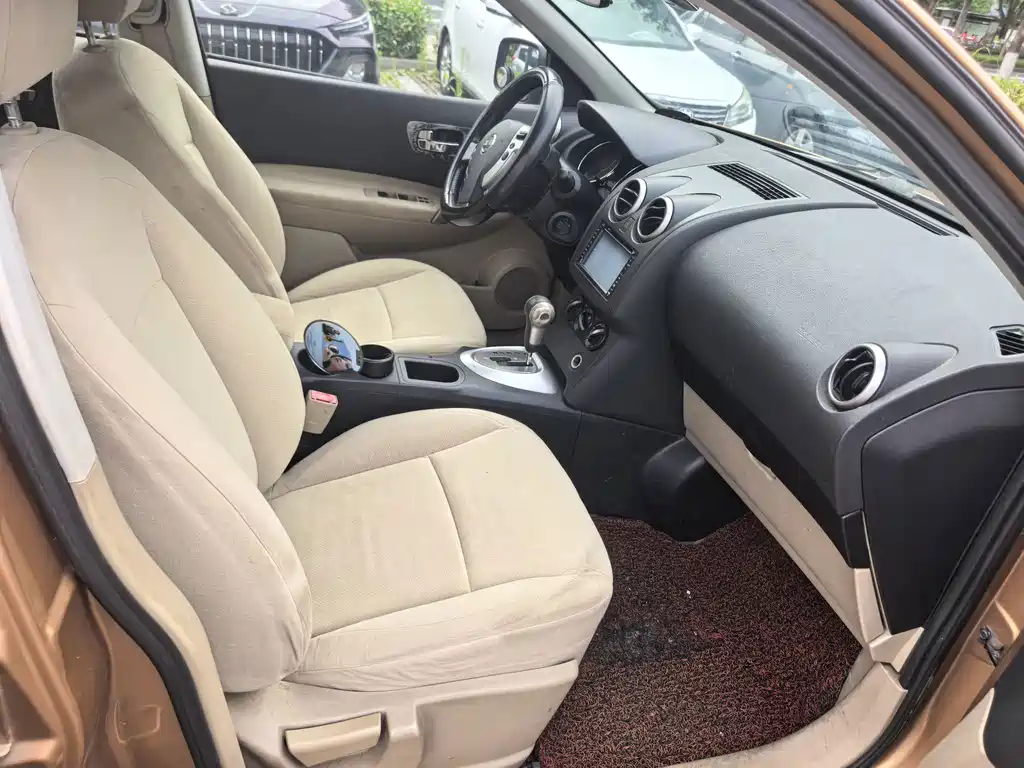 Nissan Qashqai 2013 — фото 10
