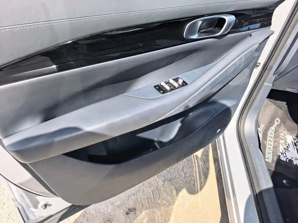 Geely Galaxy E5 2025 — фото 10
