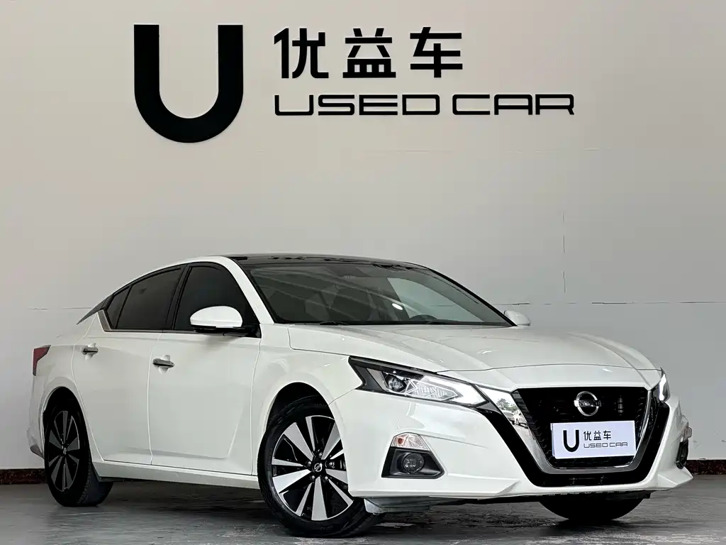 Nissan Teana 2022 — фото 3