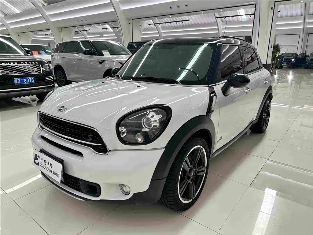 MINI Countryman 2016