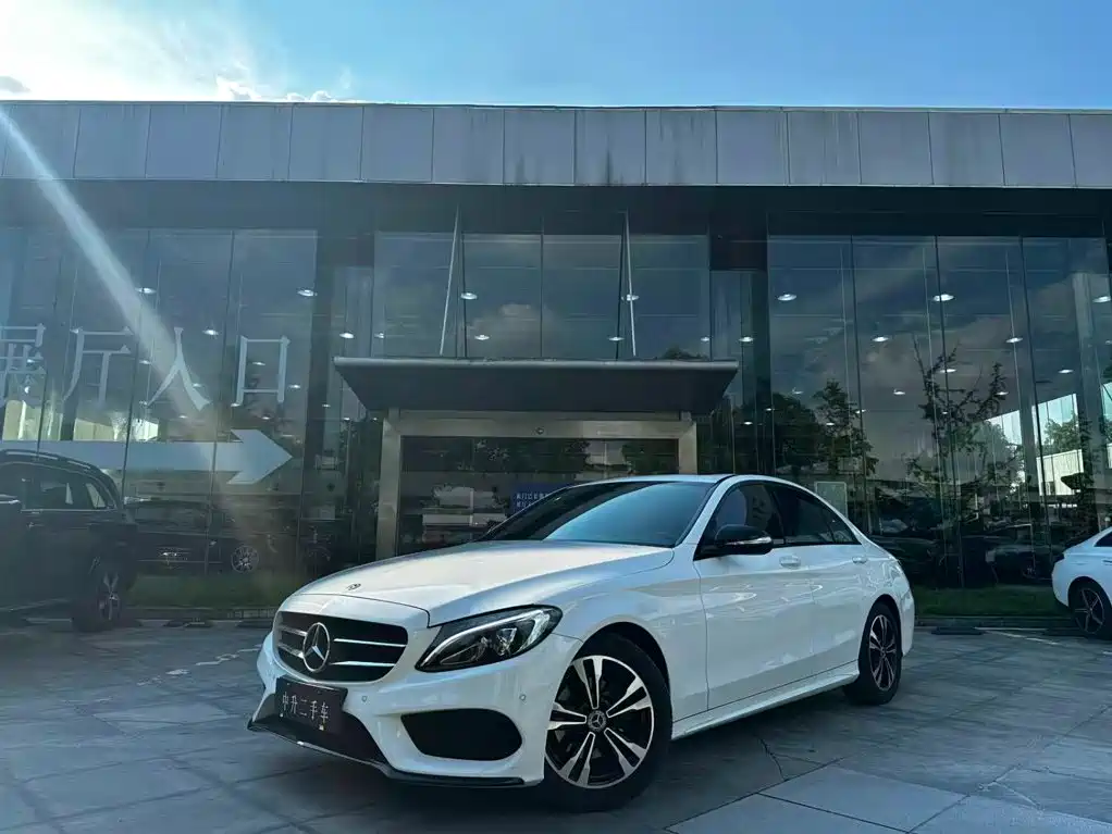 Mercedes-Benz C-Class 2018