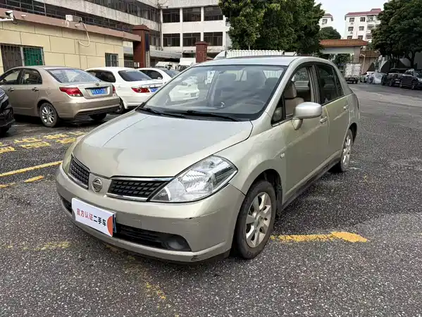 Nissan Tiida 2007