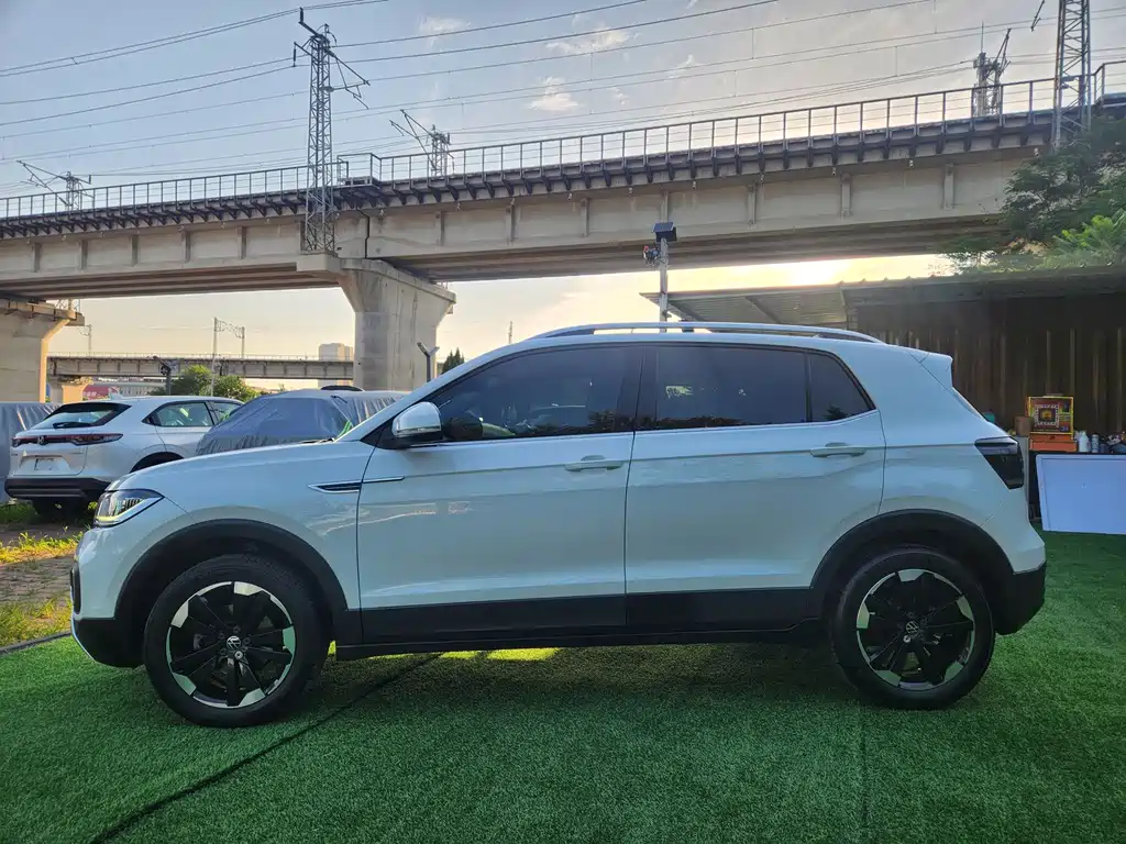 Volkswagen Tacqua 2023