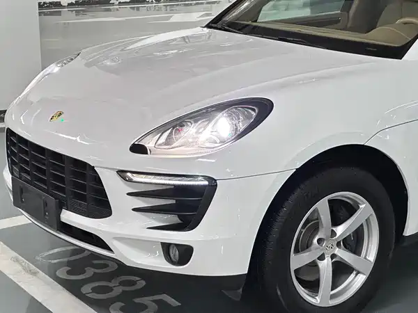 Porsche Macan 2016