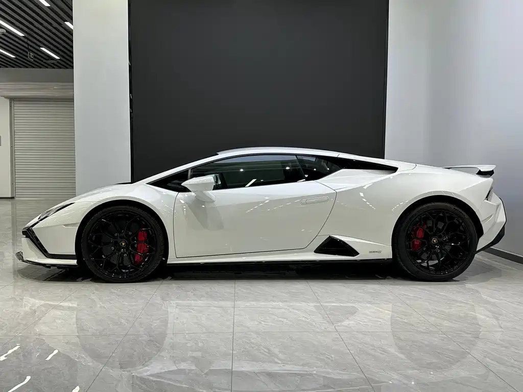 Lamborghini Huracán 2025 — фото 4