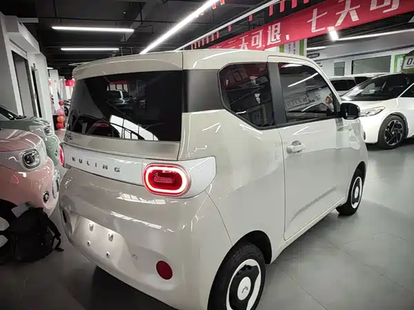 Wuling Hongguang MINIEV 2024