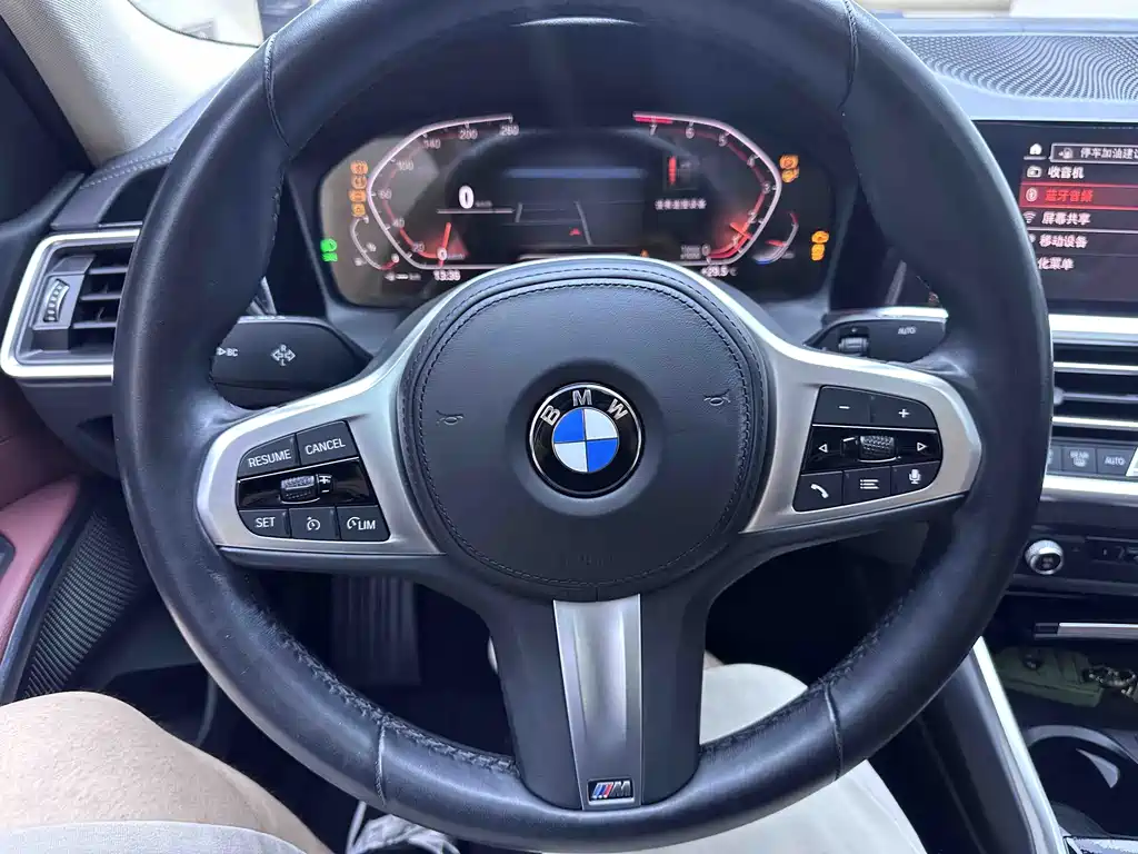 BMW 3 Series 2022 — фото 12