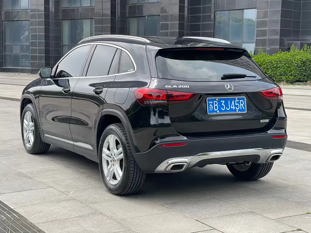 Mercedes-Benz GLA 2023 — фото 6