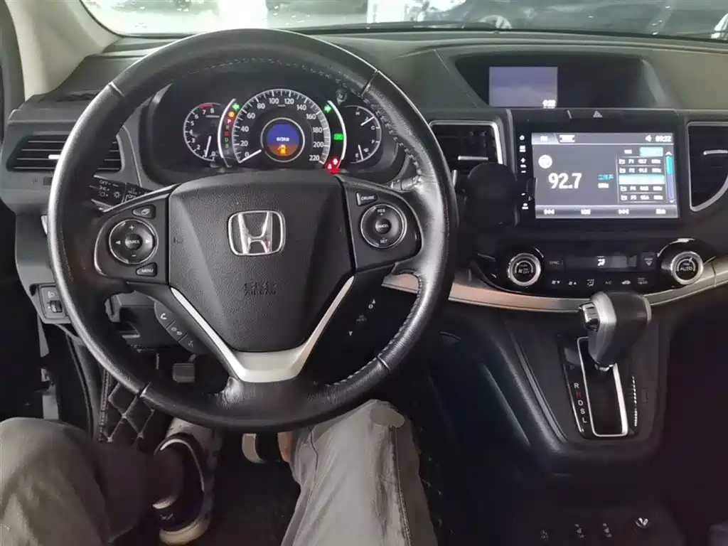 Honda CR-V 2017 — фото 10