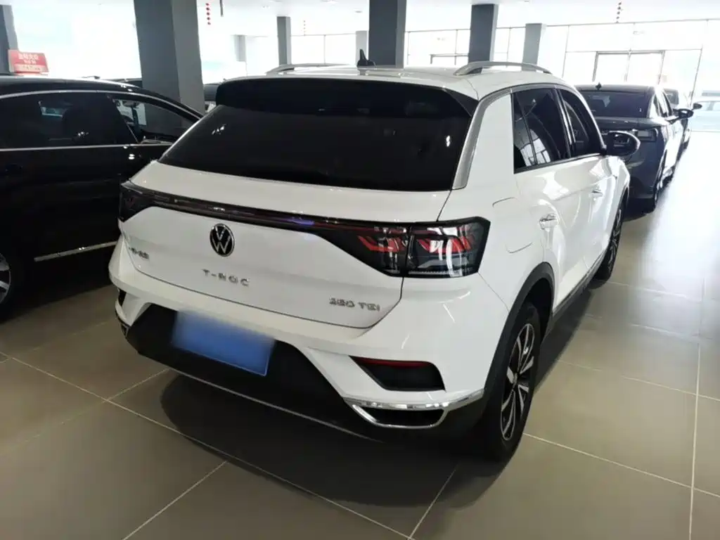 Volkswagen T-Roc 2024