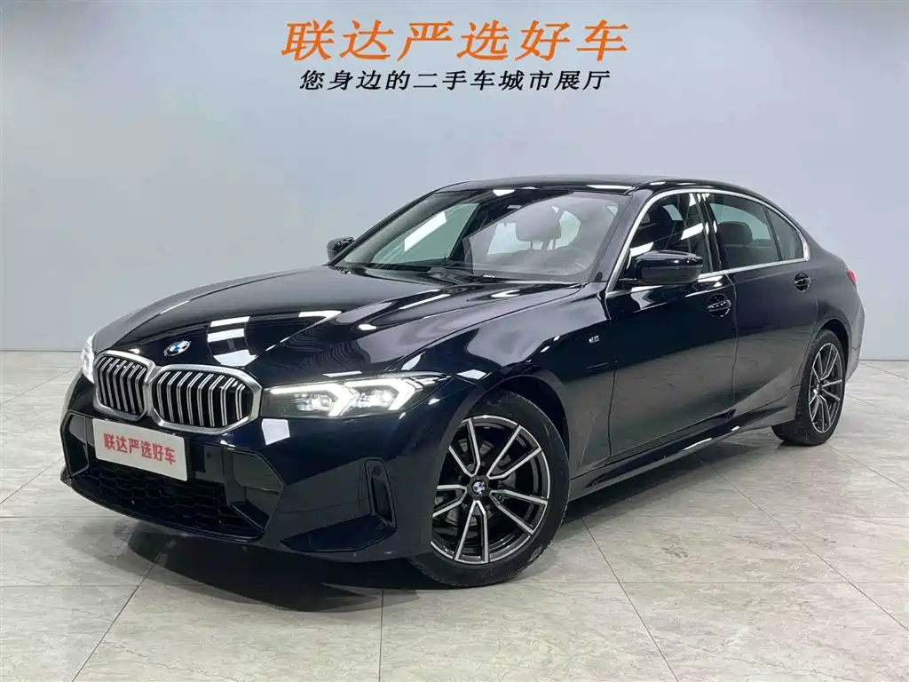 BMW 3 Series 2024 — фото 1