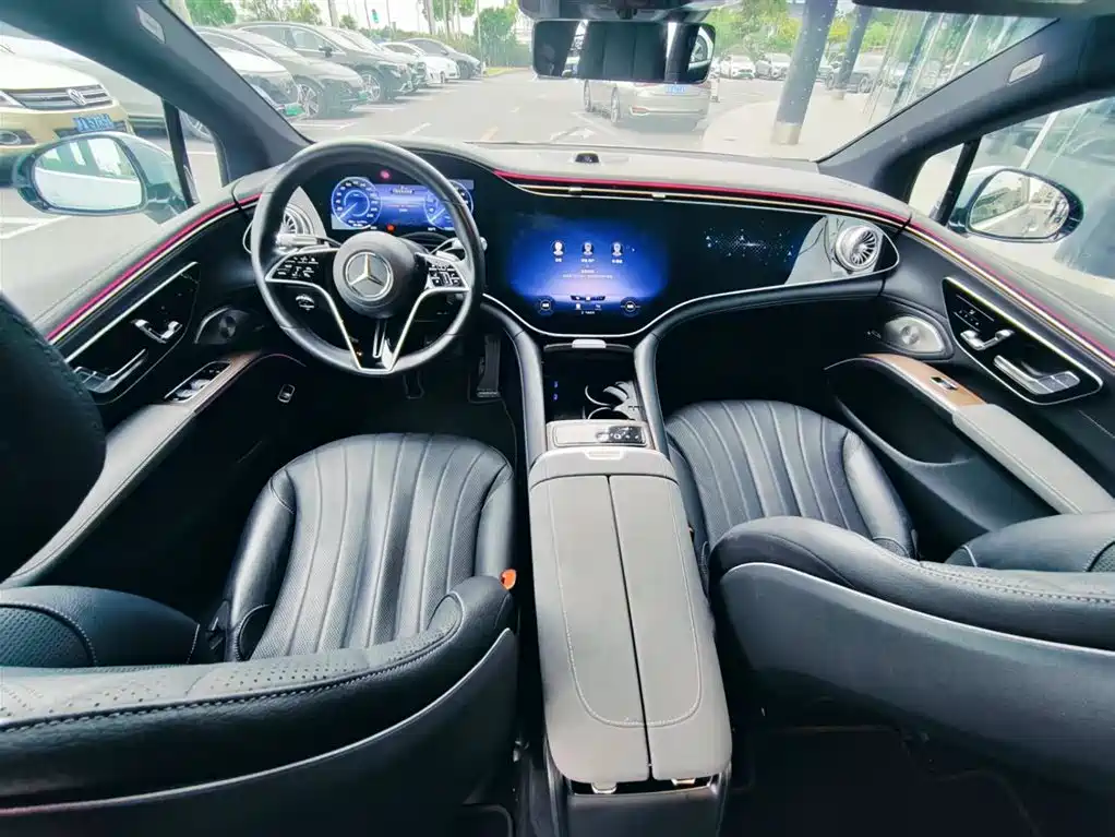 Mercedes-Benz EQS 2025 — фото 15