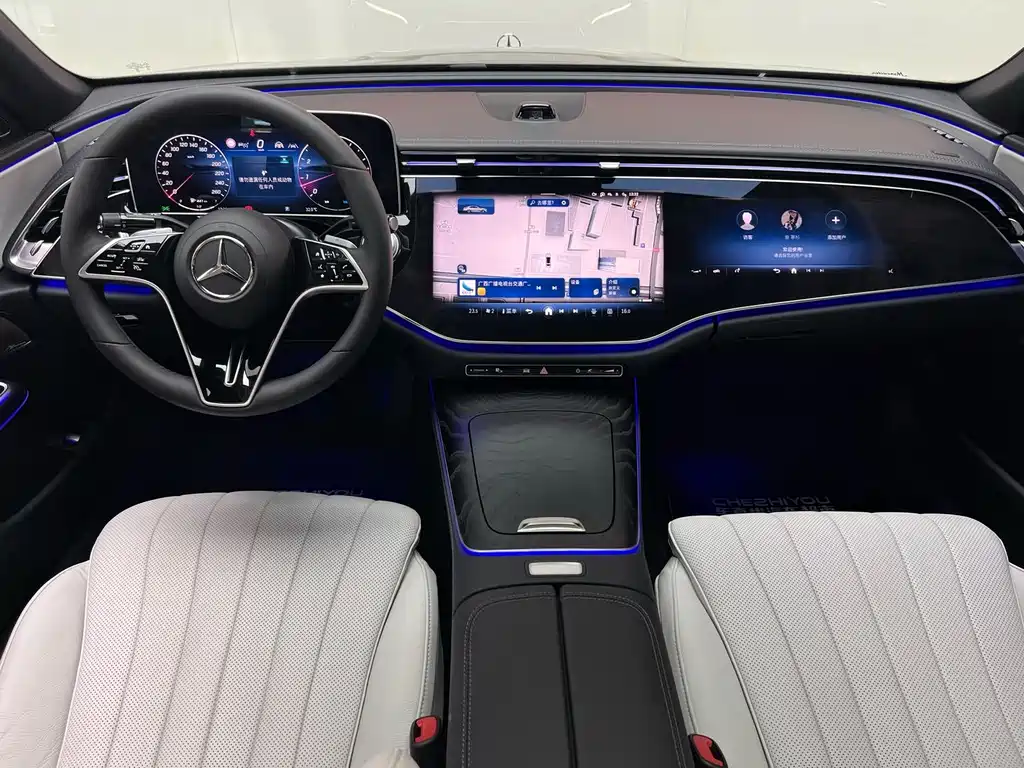 Mercedes-Benz E-Class 2025 — фото 12