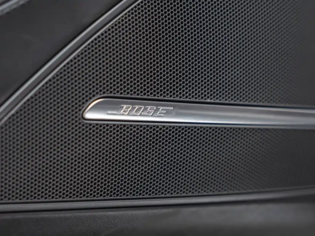 Audi A8 2013 — фото 19