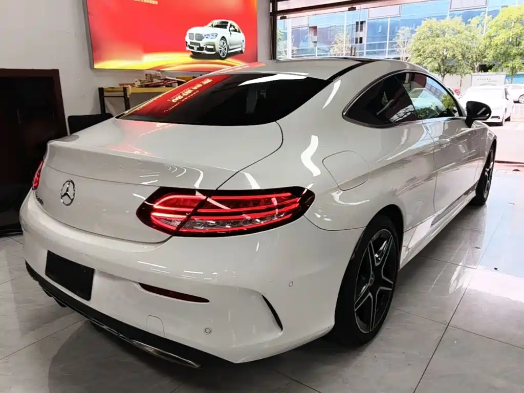 Mercedes-Benz C-Class 2020