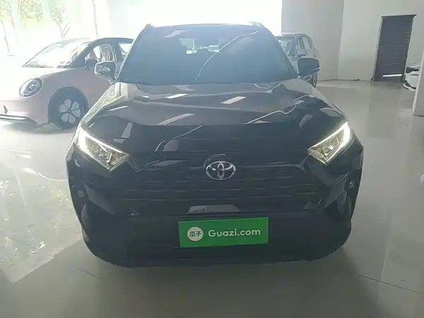 Toyota RAV4 2024