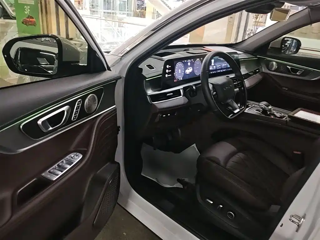 Chery Tiggo 8 PRO 2023 — фото 16