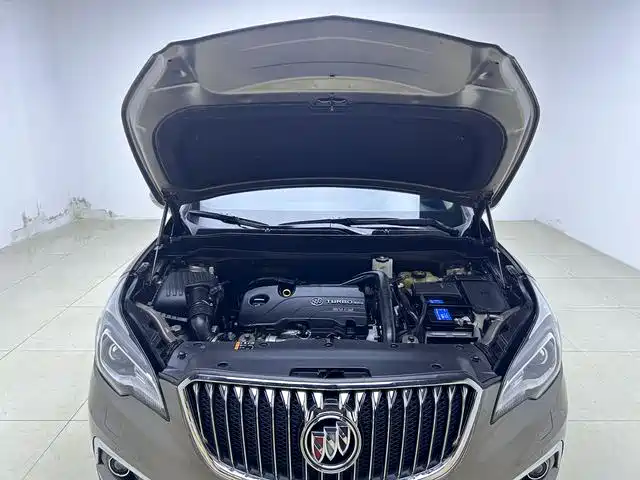 Buick Envision Plus 2017 — фото 16