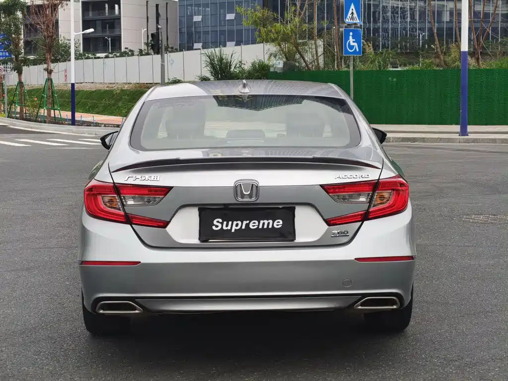 Honda Accord 2020 — фото 10