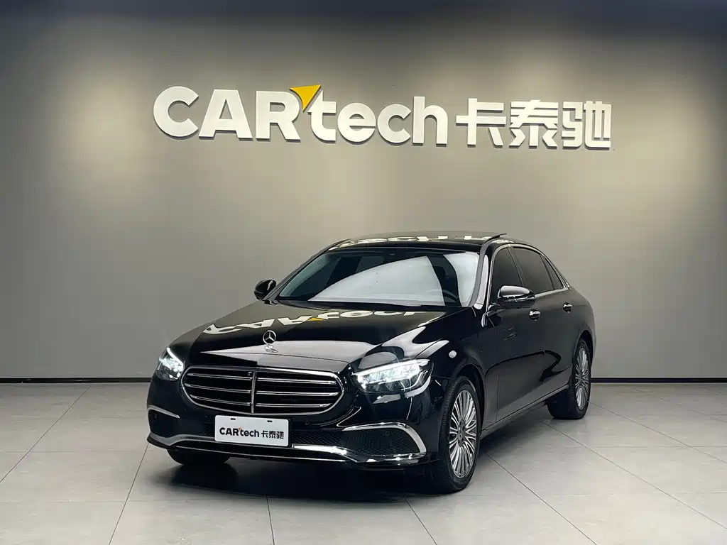 Mercedes-Benz E-Class 2022