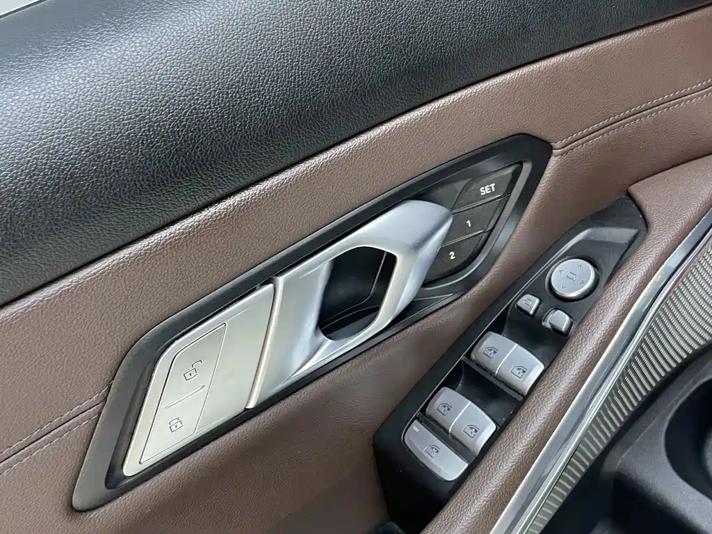 BMW 3 Series 2022 — фото 16