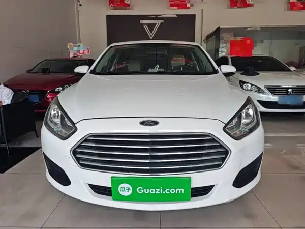 Ford Escort 2018