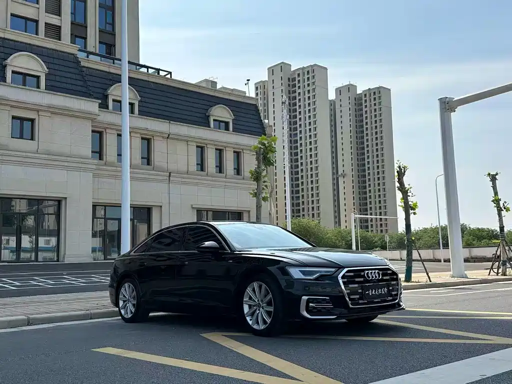 Audi A6L 2025 — фото 3