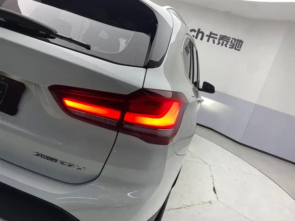 BMW X1 2020 — фото 10