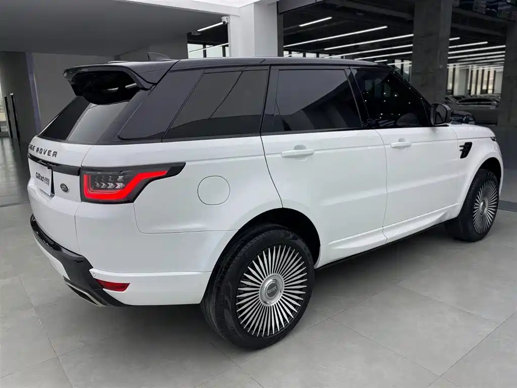 Land Rover Sport 2020 — фото 37