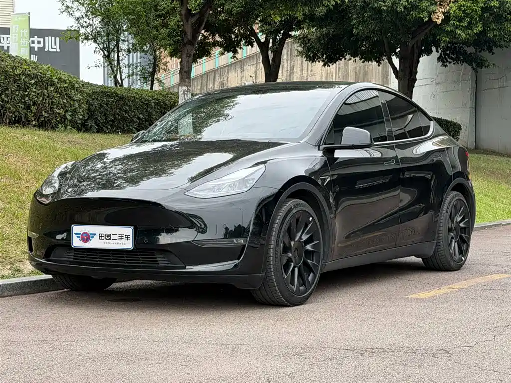 Tesla Model Y 2022 — фото 1