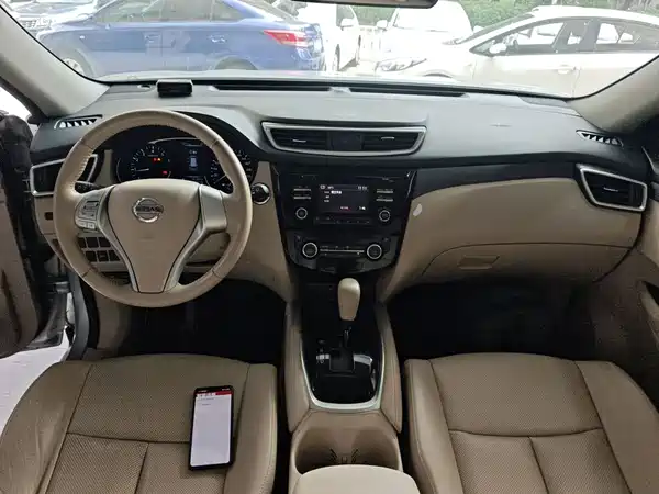 Nissan X-Trail 2016