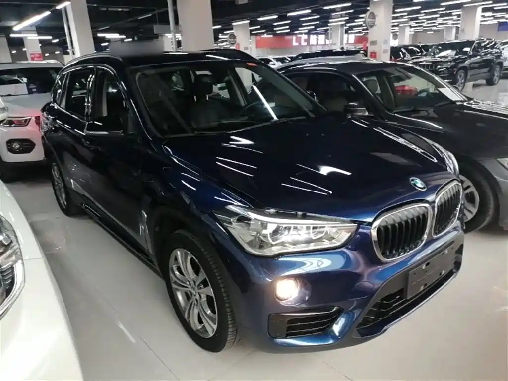 BMW X1 2019 — фото 4