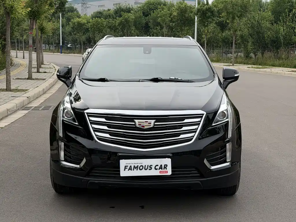 Cadillac XT5 2018 — фото 2