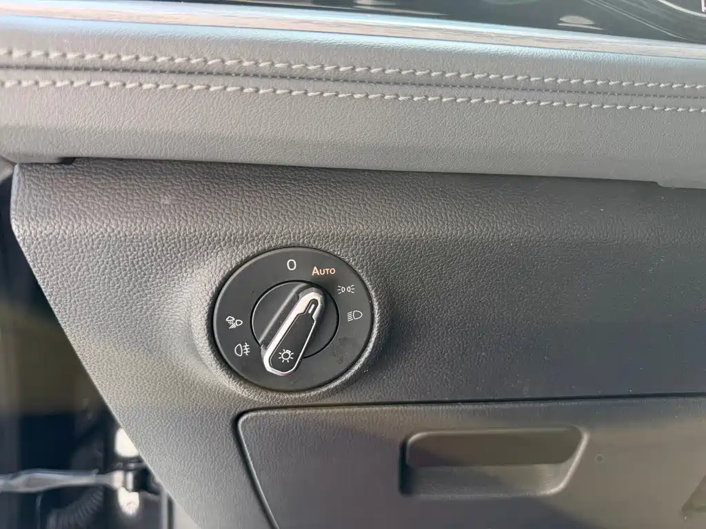 Volkswagen Sagitar 2022
