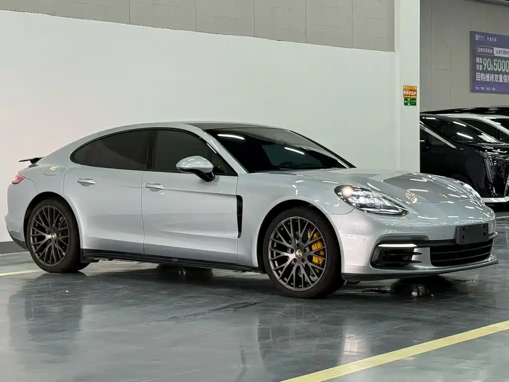 Porsche Panamera 2017 — фото 3
