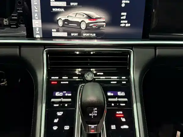 Porsche Panamera 2017