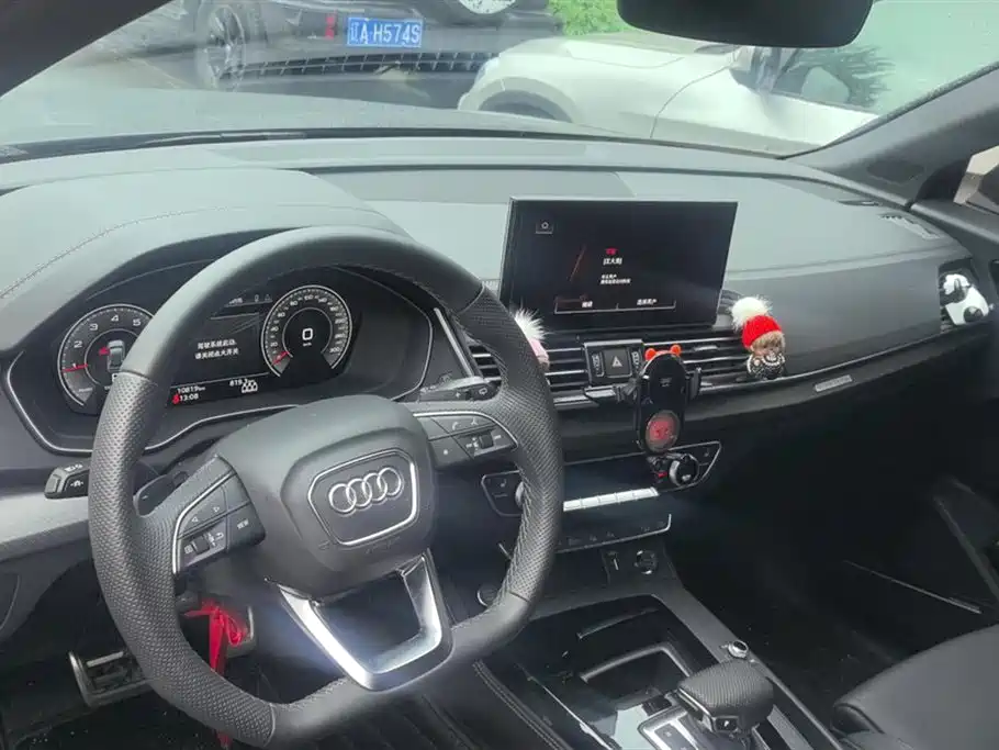Audi Q5L 2025 — фото 12