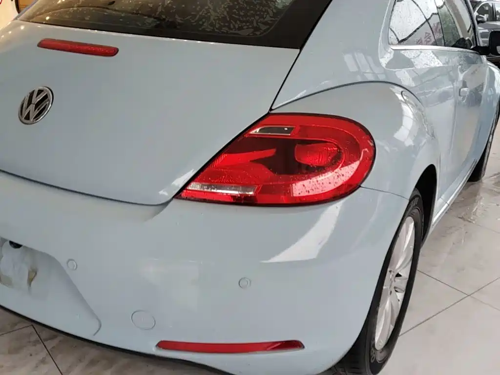 Volkswagen Beetle 2015 — фото 8