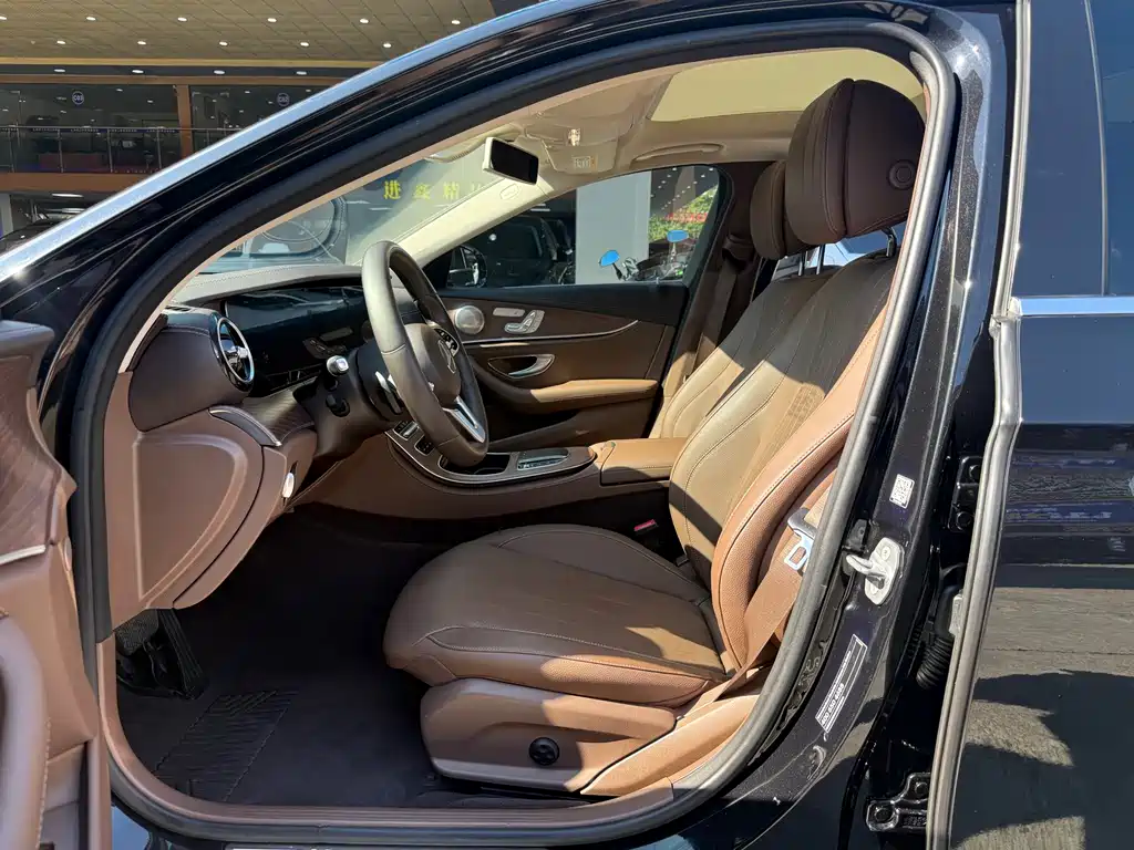 Mercedes-Benz E-Class 2020 — фото 8