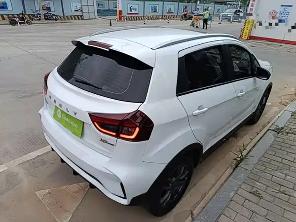 Geely Vision X3 2021