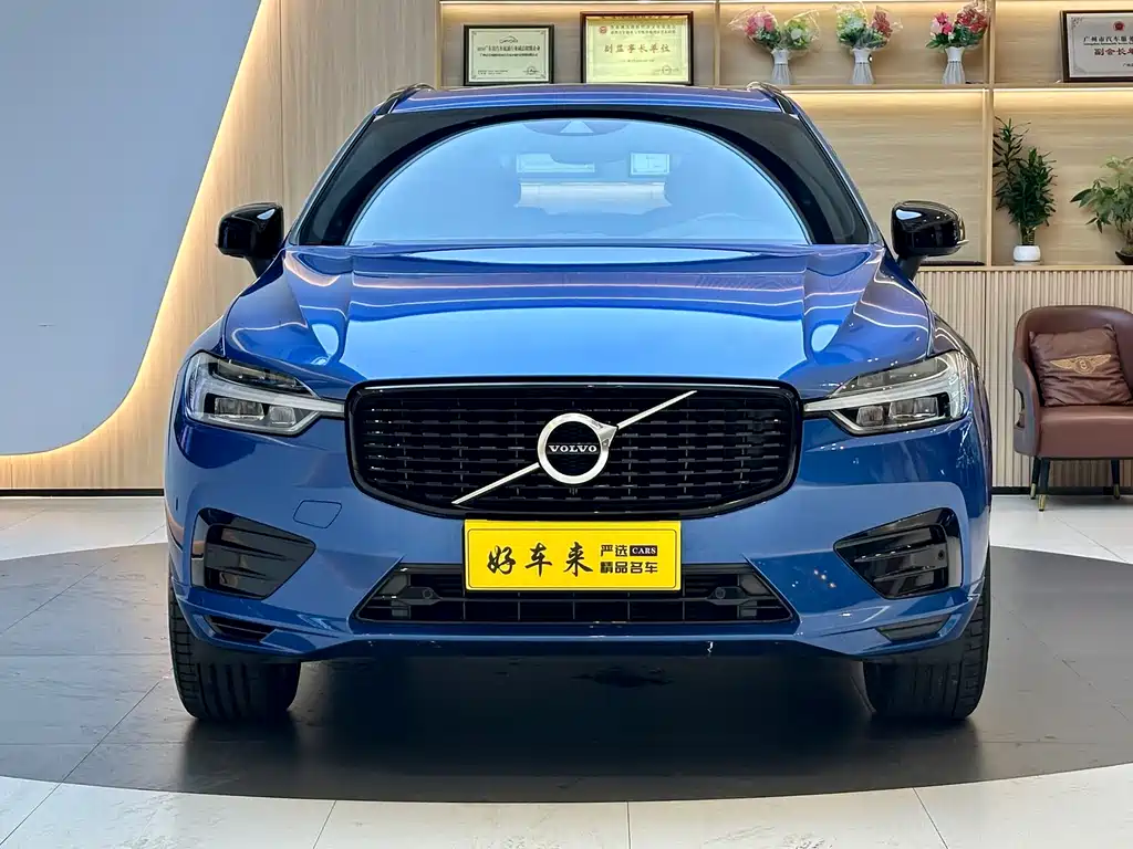 Volvo XC60 2020 — фото 2