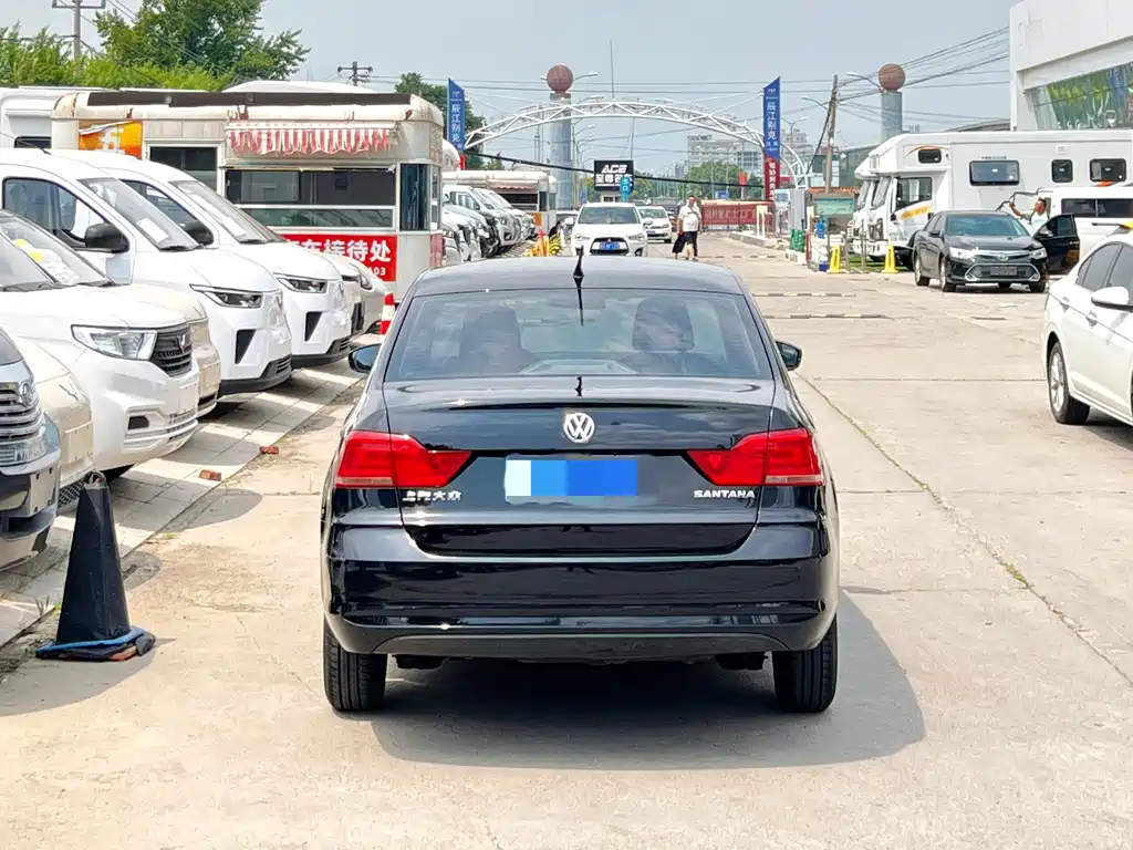 Volkswagen Santana 2021