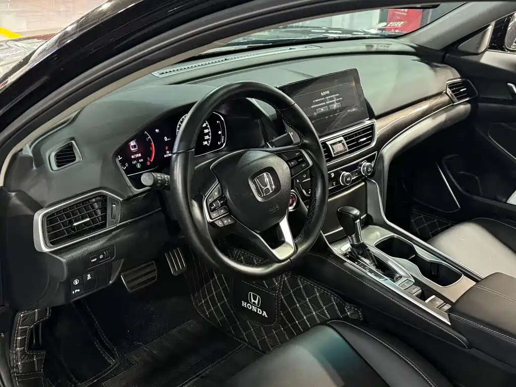 Honda Accord 2023 — фото 12