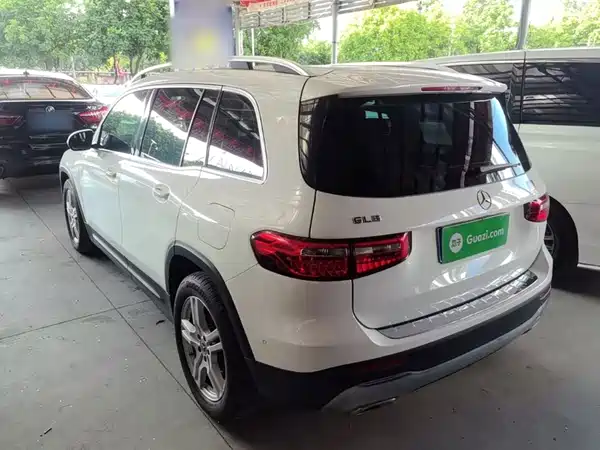 Mercedes-Benz GLB 2021