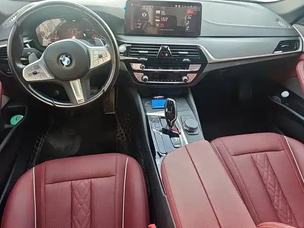 BMW 5 Series 2023