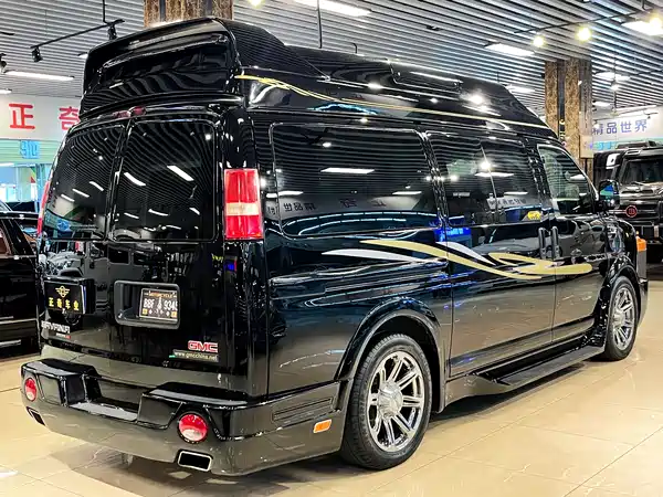 GMC SAVANA 2016