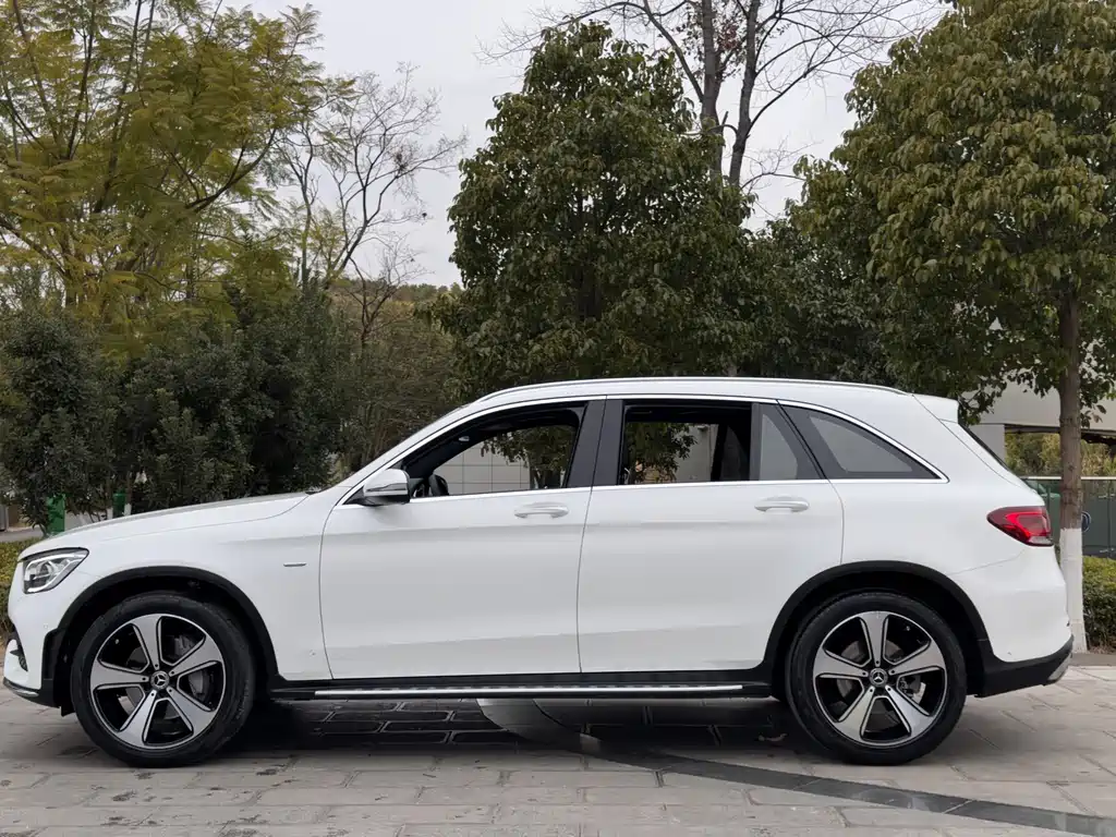 Mercedes-Benz GLC 2023 — фото 10