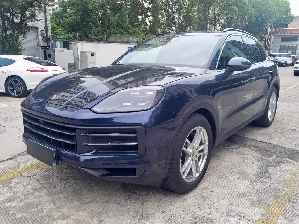 Porsche Cayenne 2025